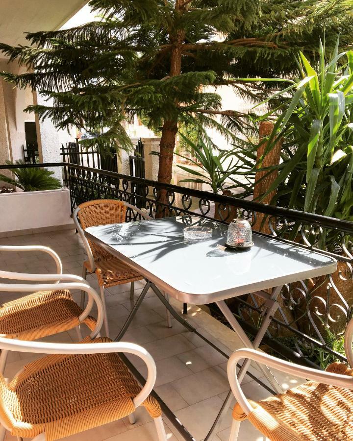 Evripides Vintage Airport Apartment Spata  Bagian luar foto